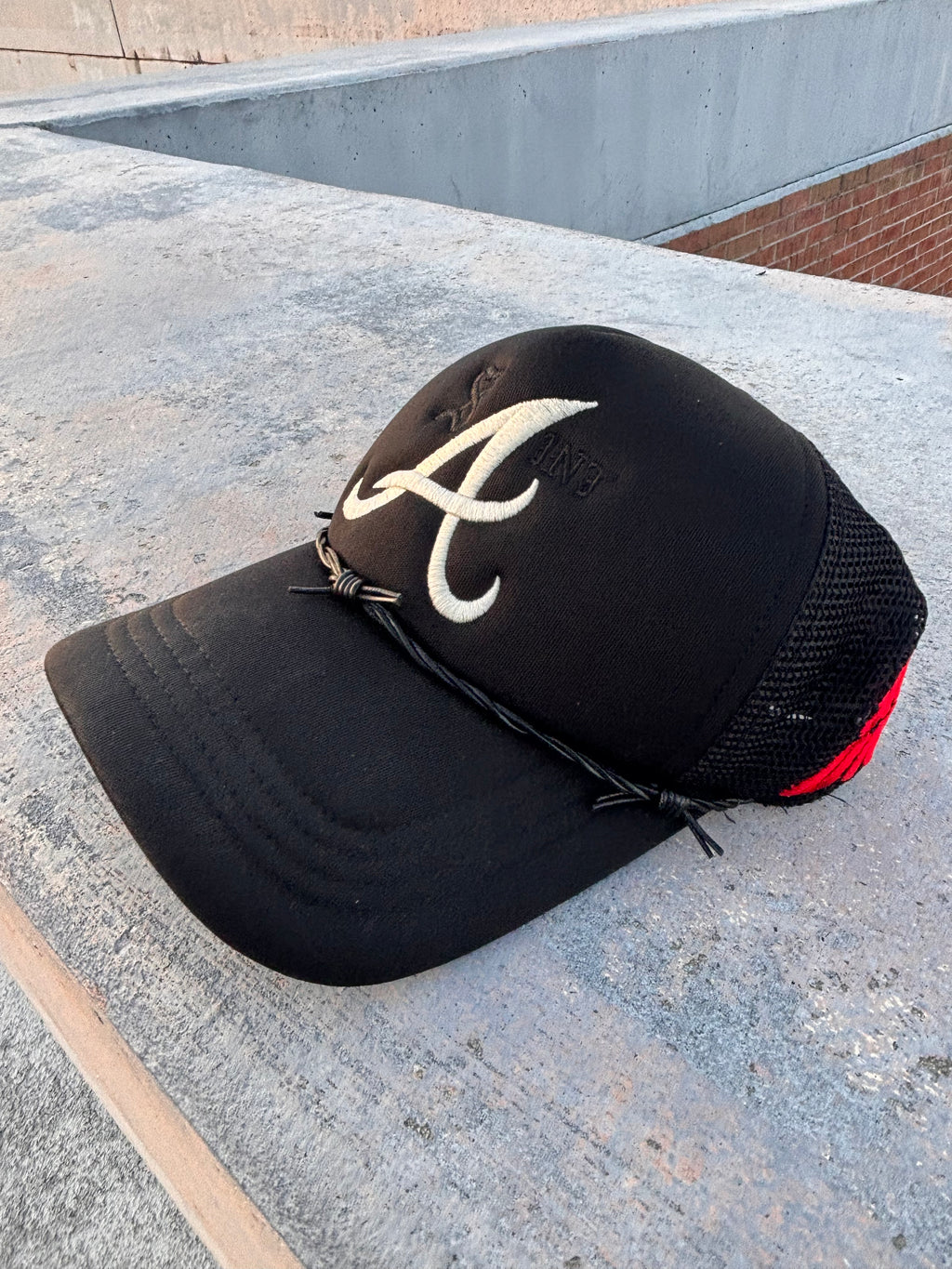 CROWN OF THORNS ATL TRUCKER