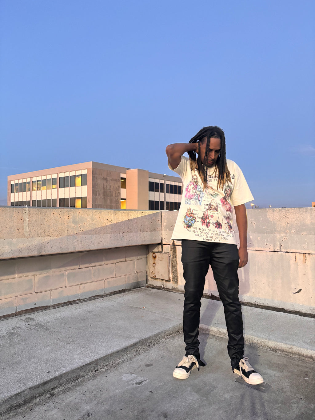 FACES OF MESSIAH TEE